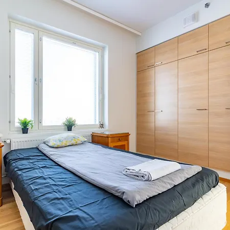 Next To Metro And Shopping Center With Great Seaview *