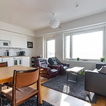 Next To Metro And Shopping Center With Great Seaview